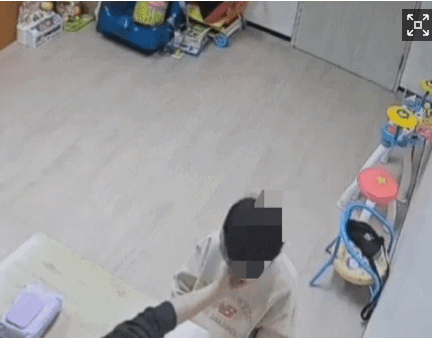 장애 아동 8명 학대한 치료사 입건…CCTV에 찍힌 충격 장면