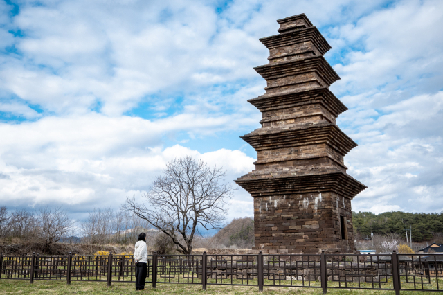 영양 산해리오층모전석탑 전경. 김도훈 기자
