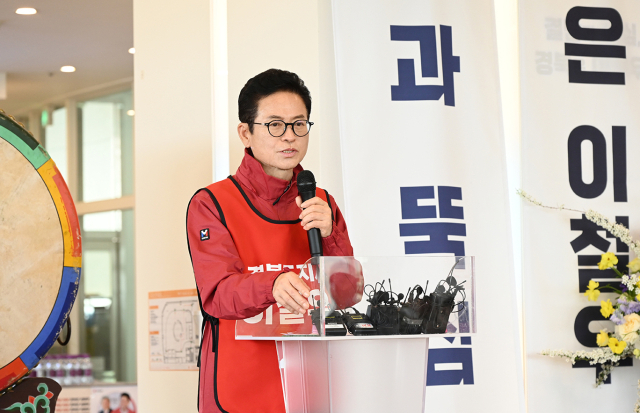 이철우 국민의힘 경북도지사 예비후보가 지난 14일 안동시 풍천면 선거캠프 사무소에서 기자회견을 하고 있다. 이철우 국민의힘 경북도지사 예비후보 선거캠프 제공.