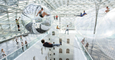 [김석모의 모두를 위한 미술사]거미와 협업한 미술가, 토마스 사라세노