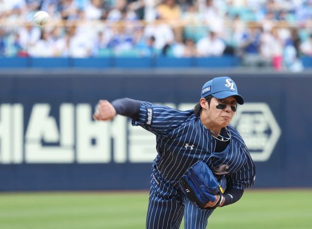 삼성 원태인 '분노 표출' 논란…강민호 