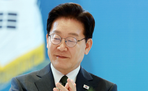 중동 원유 확보에 李 지지율 65.5%…'취임 후 최고치'