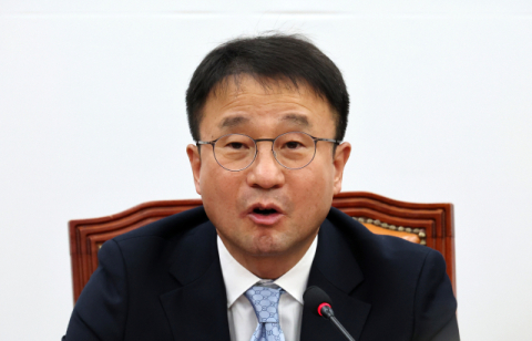 '연임 도전' 한병도, 與 원내대표직 사퇴