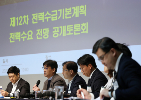 2040년 전력 수요 최대 1.4배 급증 전망…수요 예측 논란 재연되나