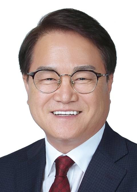 인사비위 의혹 등 경찰 수사 중이던 김하수 前 청도군수, 숨진 채 발견