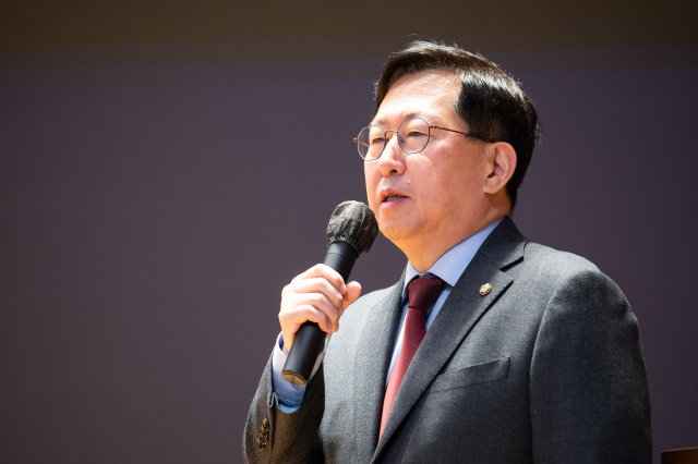 유용원 의원(국민의힘, 비례대표)은 지난 22일 구미시청에서 열린 수요특강에서 