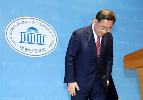 버티던 주호영 끝내 '불출마'…주호영 