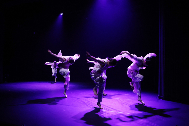 전국 차세대 안무가전 최우수상 수상팀 뮤브먼트(안무 신민진) 공연 장면. 대한무용협회 대구광역시지회
