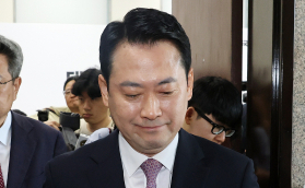 장동혁, 사퇴 요구 정면돌파…