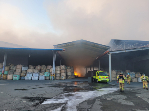 경북 영천서 공장 화재 사고 2건 잇따라, 인명 피해는 없어