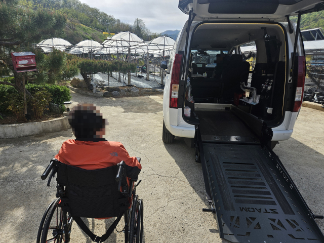 경북도는 지난 23일 경산 남천면 거주 70대 A씨를 찾아 통합돌봄 서비스 제공 실태를 확인했다. 경북도 제공.