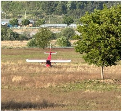 경북 구미서 레저용 경비행기 불시착…'인명피해 없어'