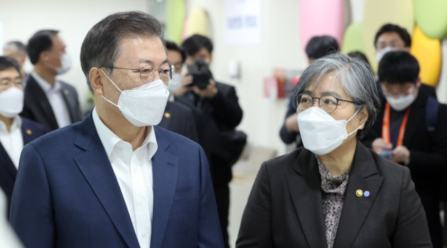 '코로나 백신 부실 관리 의혹'…文·정은경, 수사 받는다
