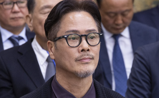 '제자 성폭행 의혹' 뮤지컬 배우 남경주 불구속 기소