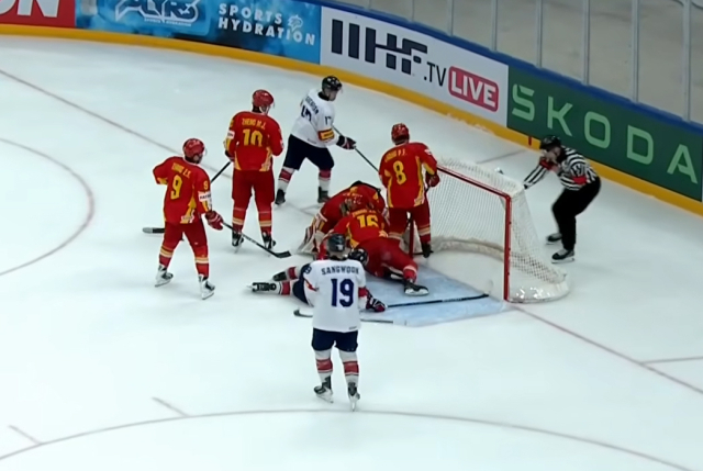 중국 격파한 한국 남자 아이스하키 