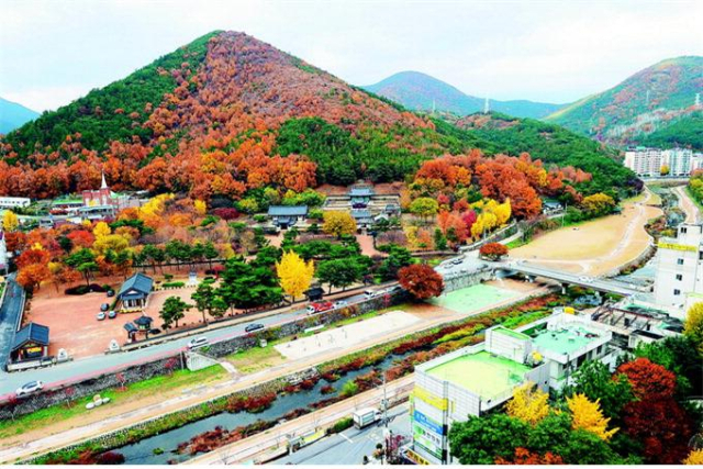 신숭겸 장군 유적지와 왕산 전경. 동구청 제공
