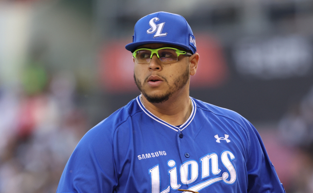 버티는 불펜에도 못 웃는 삼성…반등 열쇠는 '선발'