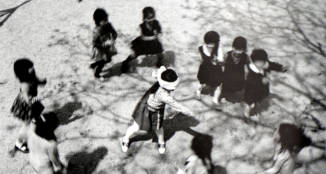 [매일신문 어린이 사진공모전]<1971년 17회>금상 김신규 작