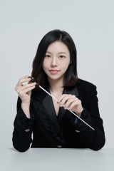 상임지휘자 진솔