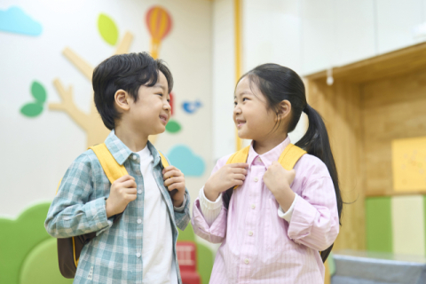 [4인4쌤의 리얼스쿨] 어린이와 어른 사이, 중학생을 바라보는 법