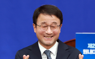 與 새 원내대표에 한병도…민주당 사상 첫 연임 기록