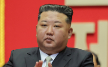 北, 헌법에 조국 통일 삭제…김정은 핵사용 권한 첫 명시