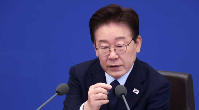 李 '친형 정신병원' 사건 거론…
