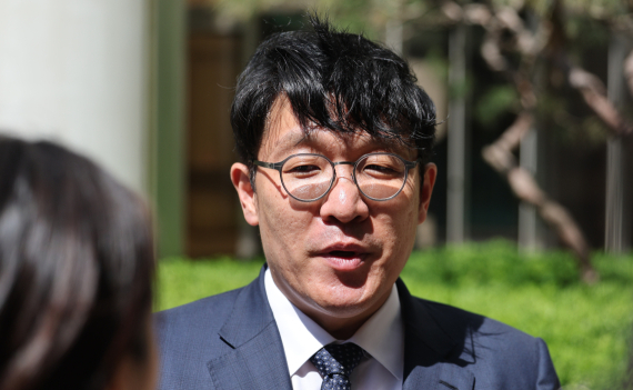 김상민 2심 징역형 집유…'김건희 청탁' 유죄로 뒤집혀