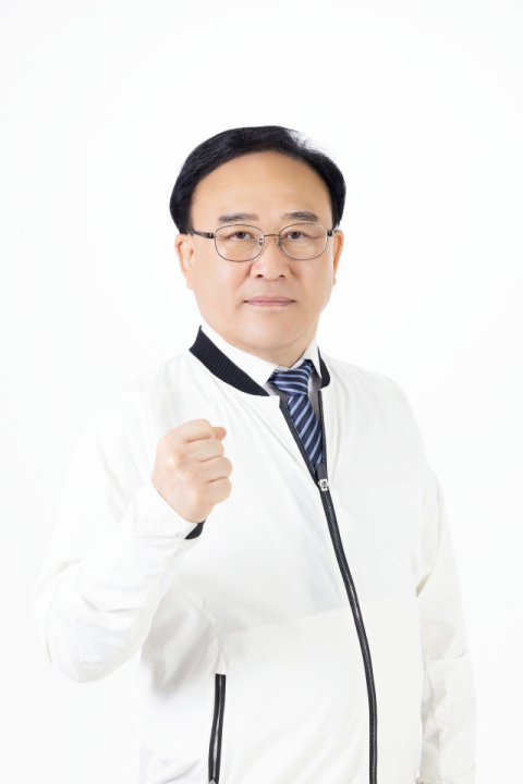 [지선레이더] '무죄 판결' 이창재 전 김천 부시장, 김천시장 출마 선언