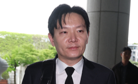 박상용 검사 '대변 추태' 의혹…법원 
