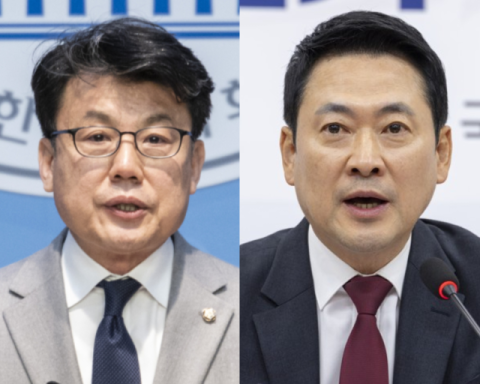 진성준 