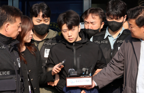 신상공개 장윤기 검찰 송치…'분풀이' 엄한 여고생 살해, 당초 표적 구애 거절 여성