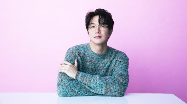 '기획사 미등록 운영' 성시경 누나·법인 기소유예 처분