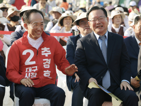 [속보] 대구 김부겸 49.7%, 추경호 49.2%…민주 10 : 국힘 1 : 경합 5 [JTBC 예측조사]