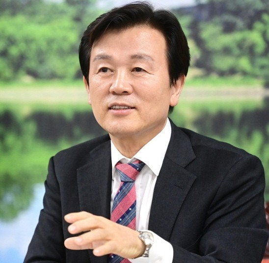 진주시장 선거, 조규일 44.8% 선두…갈상돈·한경호는 추격