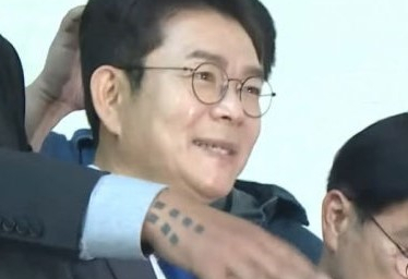 정원오 뒤 문신男 조폭?…