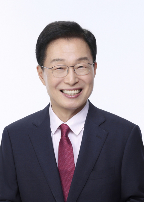 [여론조사]임종식 4050 학부모층서 선전…김상동 북부권 기반 맹추격