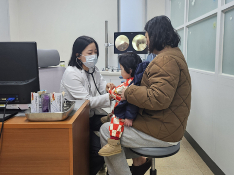 [민선8기 공약리포트]군위군, 2년 연속 공약이행 최고 등급…신공항 사업 지연은 '한숨'