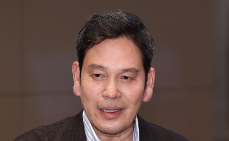 정용진, '스타벅스 5·18 탱크데이' 논란에 대국민 사과
