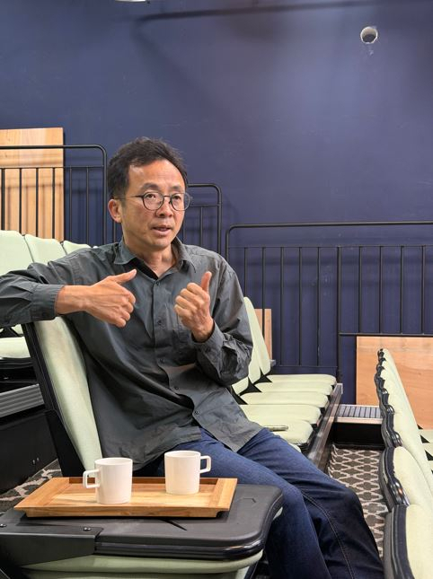윤시중.