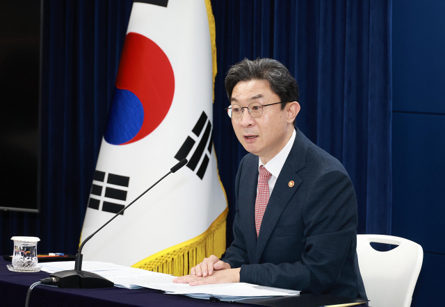 이억원 금융위원장이 21일 오전 서울 종로구 정부서울청사에서 개최한 출입기자단 간담회에서 국민주권정부 출범 1주년 계기 