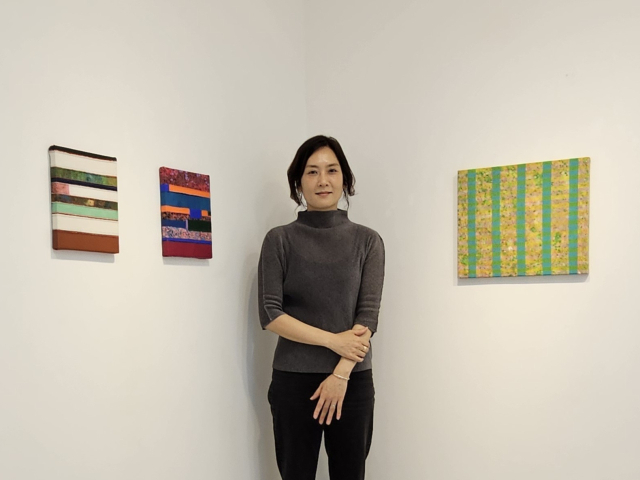 이상숙갤러리에서 개인전을 열고 있는 정민제 작가. 작가 제공
