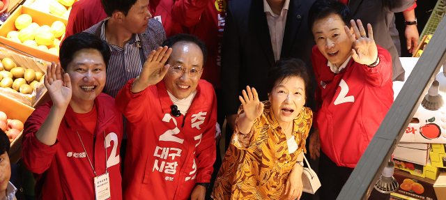 '박근혜 등판 효과'…김부겸-추경호 신경전