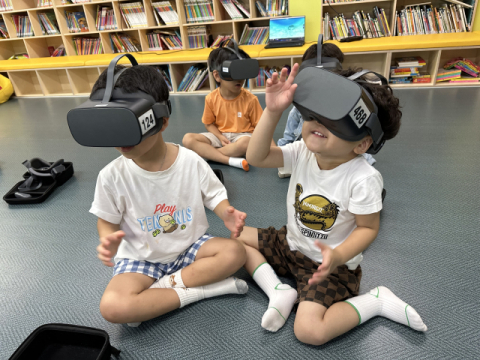 VR 쓰고 우주로 풍덩… 경북교육청, 농어촌 영유아 '미래 놀이터' 운영