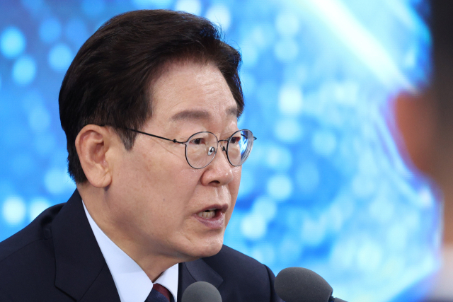 전작권 전환 속도내나…李 