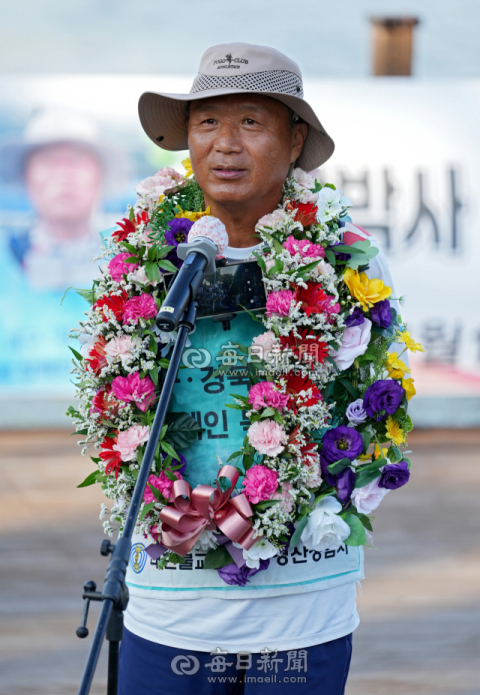  '왼발박사' 이범식, 한라산 정상 등정 도전…