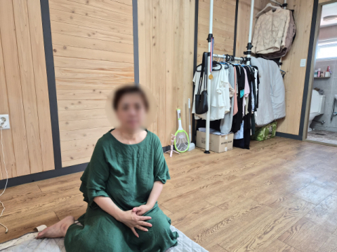 [이웃사랑] 텅 빈 단칸방서 알바 세탕 뛰는 엄마…