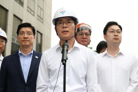 서소문 사고에 서울시장 후보들 일정 중단…여야, 극도 신중 대응