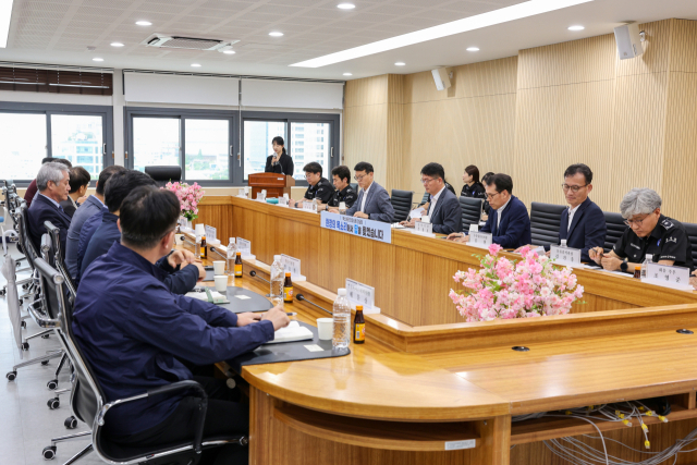 물류현장 목소리 들은 부산세관… 체화화물 개선 논의