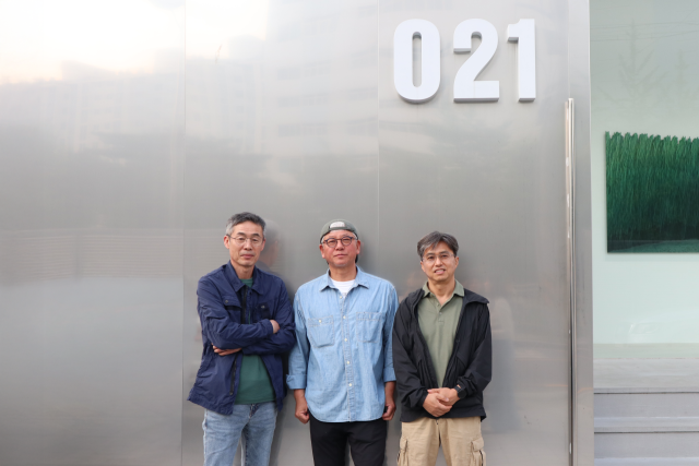 정광식, 박선기, 김상균(왼쪽부터) 작가. 021갤러리 제공